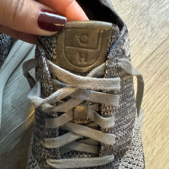 Gray Knit Men's Shoes - Picture 3 of 7